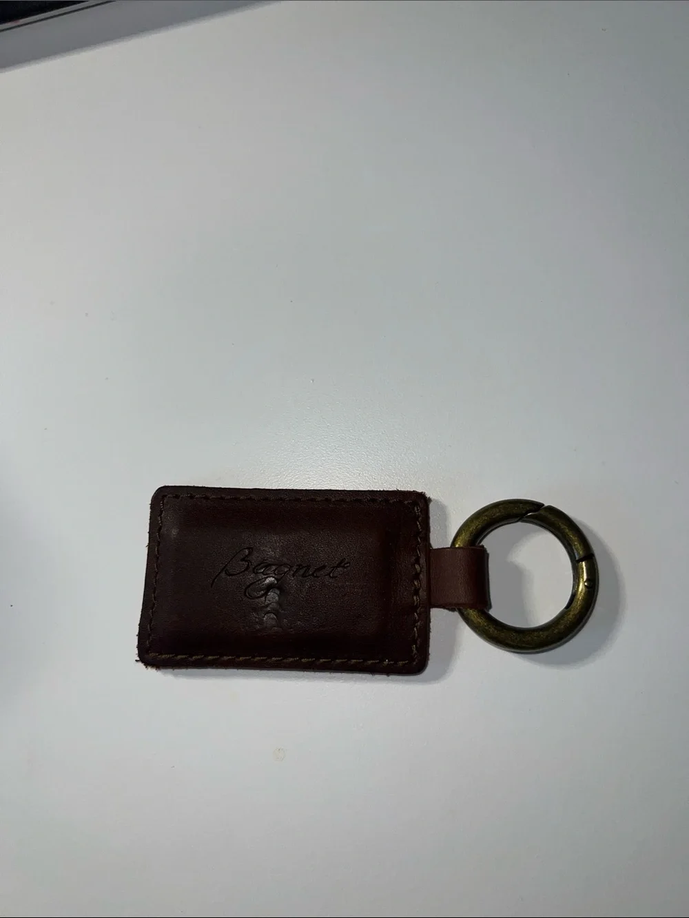 Brown Leather Key & Card Holder with Brass Ring-Bagnet